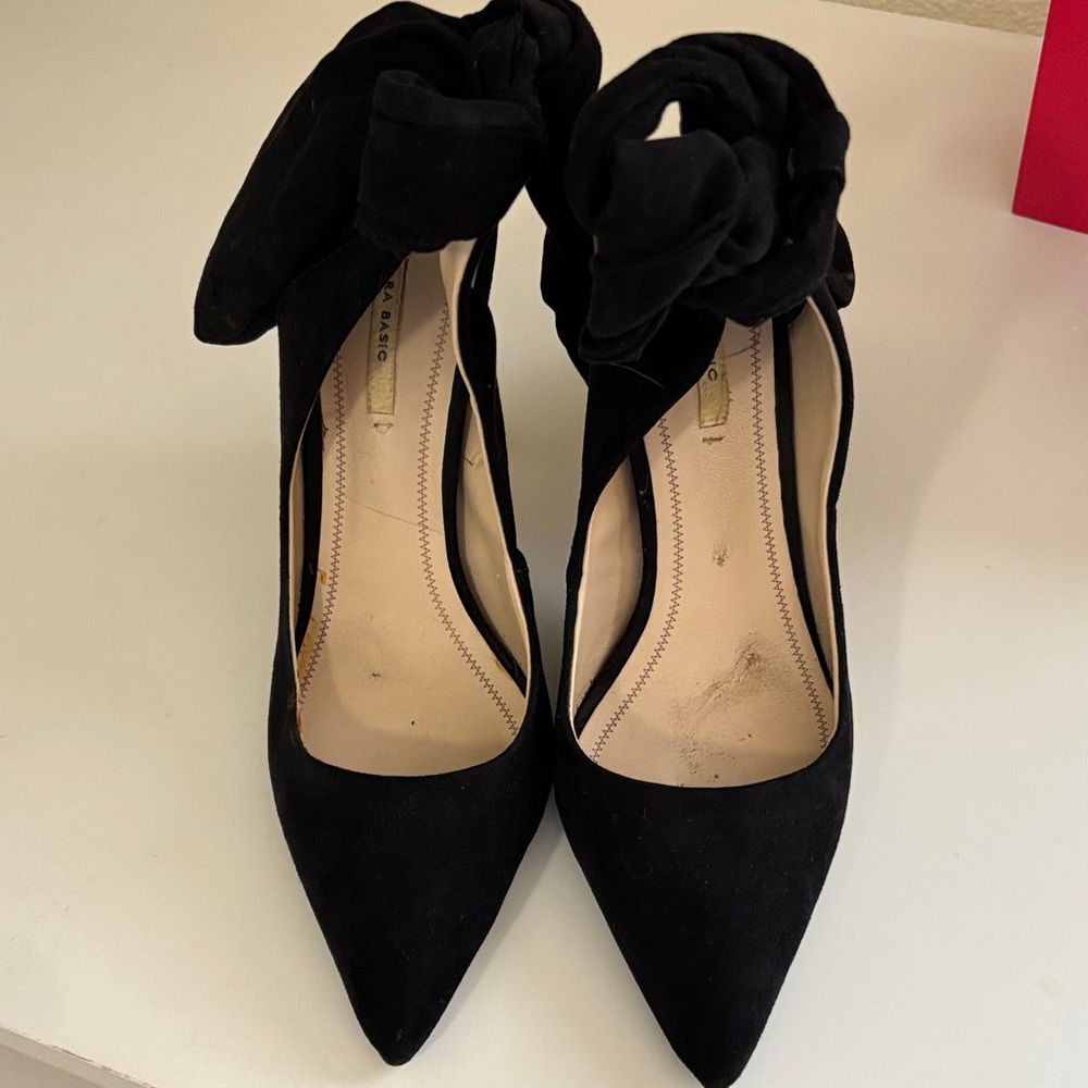 Zara Black Heels with Bow Detail